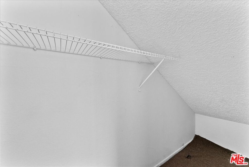 Active for sale at Inglewood, CA, Inglewood, CA CA and 2 baths