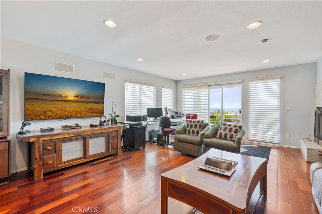 Residential for sale at 867 Aubrey Court 1, Hermosa Beach CA featuring 3 beds and 4 baths