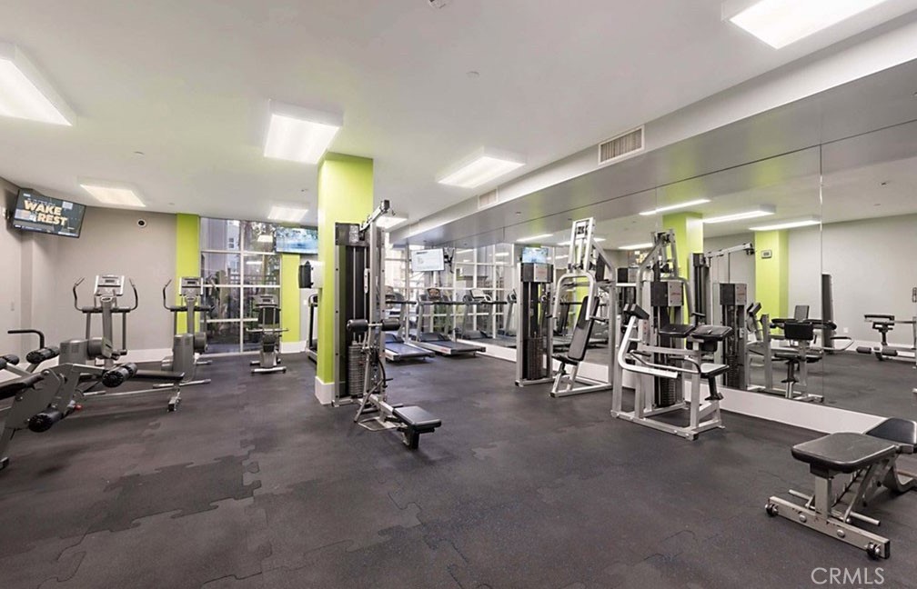 Residential for sale at 1327 Scholarship, Irvine CA featuring 1 bed and 1 bath