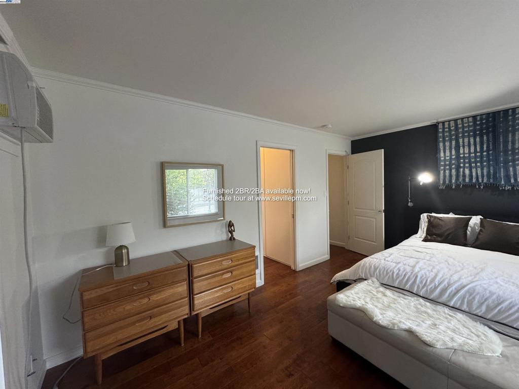 Residential Lease for rent at 3701 Park Boulevard Way, Oakland CA featuring 2 beds and 2 baths