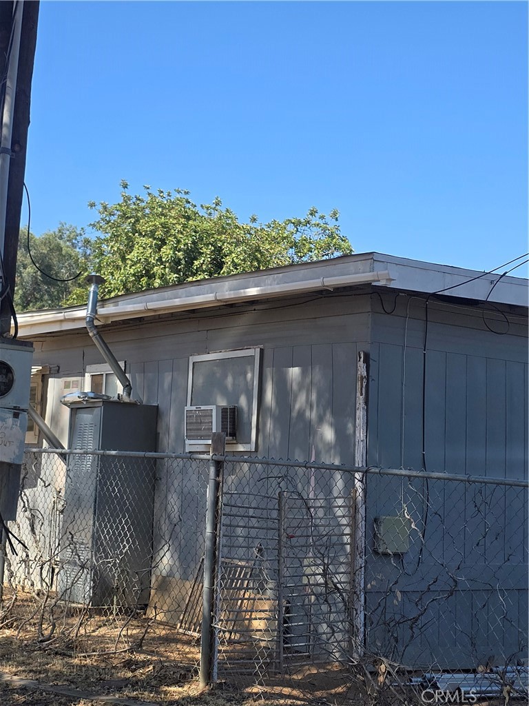 Residential for sale at 18354 Walnut Avenue, Lake Elsinore CA featuring 2 beds and 1 bath