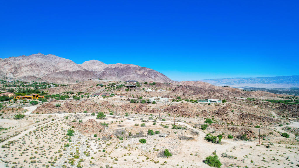 Manufactured In Park for sale at 49305 Highway 74 70, Palm Desert CA featuring 2 beds and 2 baths