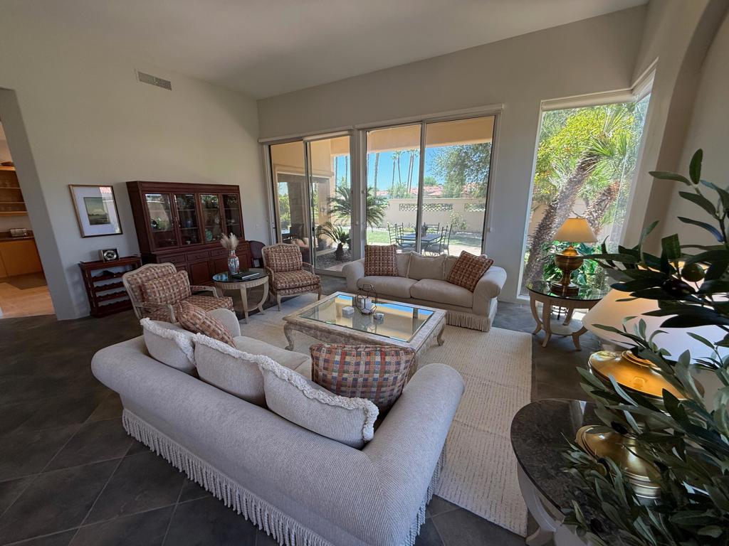 Residential Lease for rent at 79765 Tangelo, La Quinta CA featuring 3 beds and 3 baths