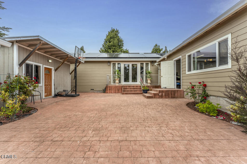 Residential for sale at 18900 Porterfield Lane, Fort Bragg CA featuring 3 beds and 3 baths