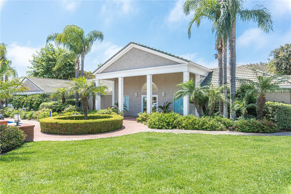 Residential Lease for rent at 950 Cagney Lane 308, Newport Beach CA featuring 1 bed and 1 bath