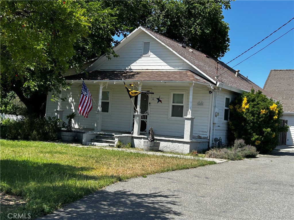 Residential for sale at 4426 Commerce Lane, Orland CA featuring 2 beds and 4 baths