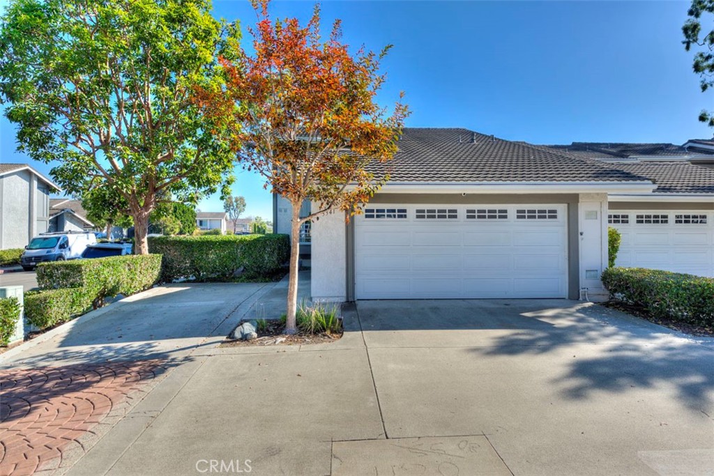 Residential Lease for rent at 3341 Calle La Veta, San Clemente CA featuring 2 beds and 2 baths