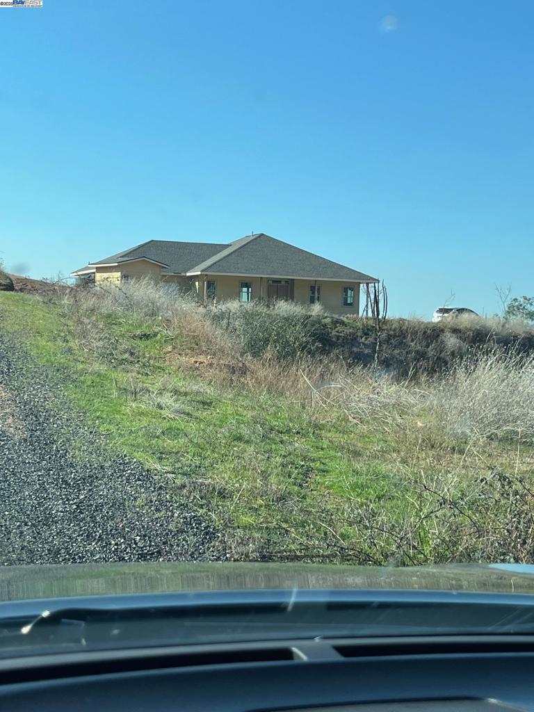 Residential for sale at 1958 Lumpkin Rd, Oroville CA featuring 2 beds and 2 baths