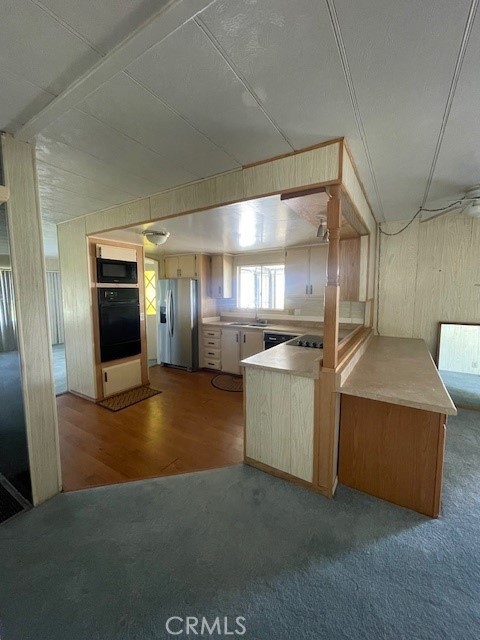 Manufactured In Park for sale at 2230 Lake Park Drive 112, San Jacinto CA featuring 2 beds and 2 baths