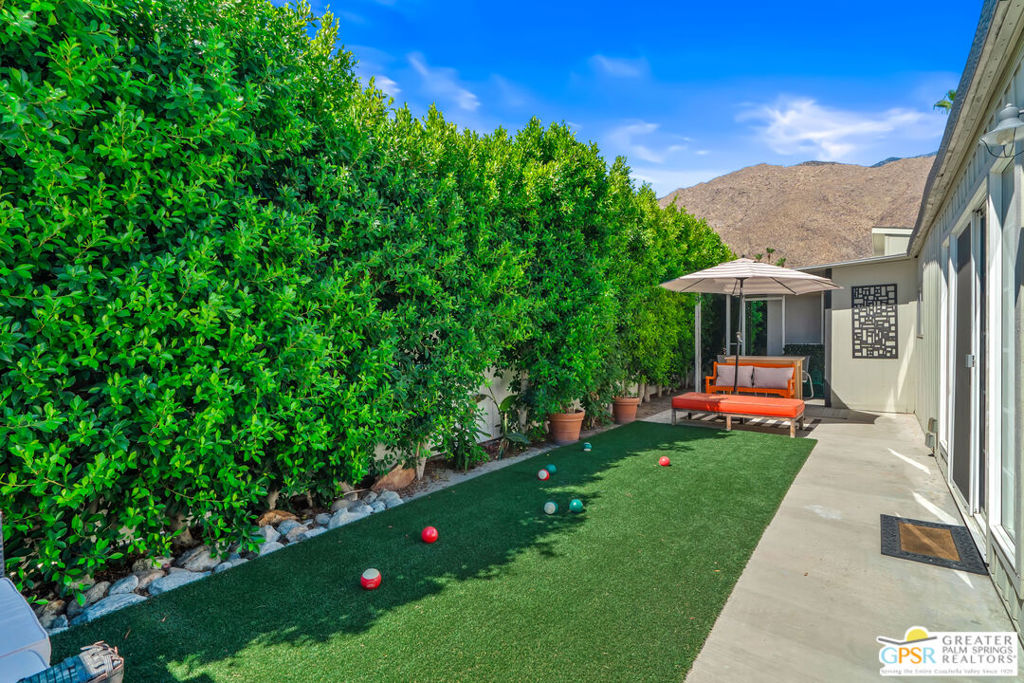 Manufactured In Park for sale at 313 Kona Lane, Palm Springs CA featuring 2 beds and 2 baths