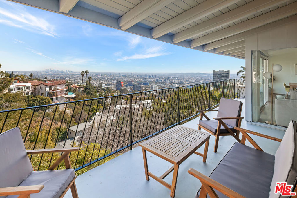 Residential Lease for rent at 9432 Sierra Mar Place, Los Angeles CA featuring 4 beds and 3 baths