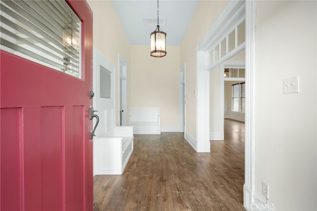 Residential for sale at 1598 W 36th Place, Los Angeles CA featuring 3 beds and 2 baths