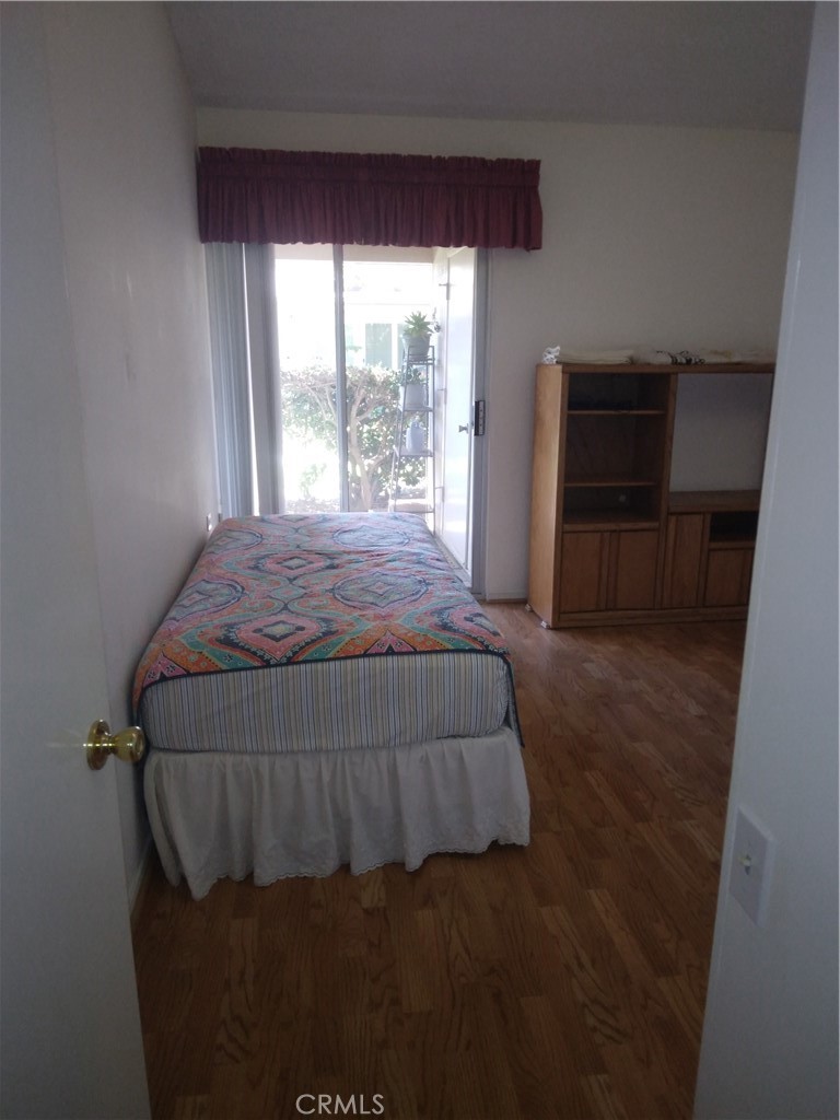 Residential for sale at 13061 Del Monte Dr 277C M-11, Seal Beach CA featuring 2 beds and 1 bath