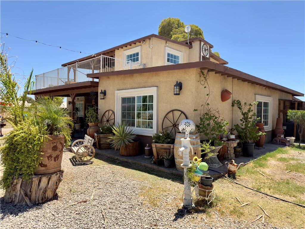 Residential for sale at 2170 W Hobsonway, Blythe CA featuring 3 beds and 2 baths