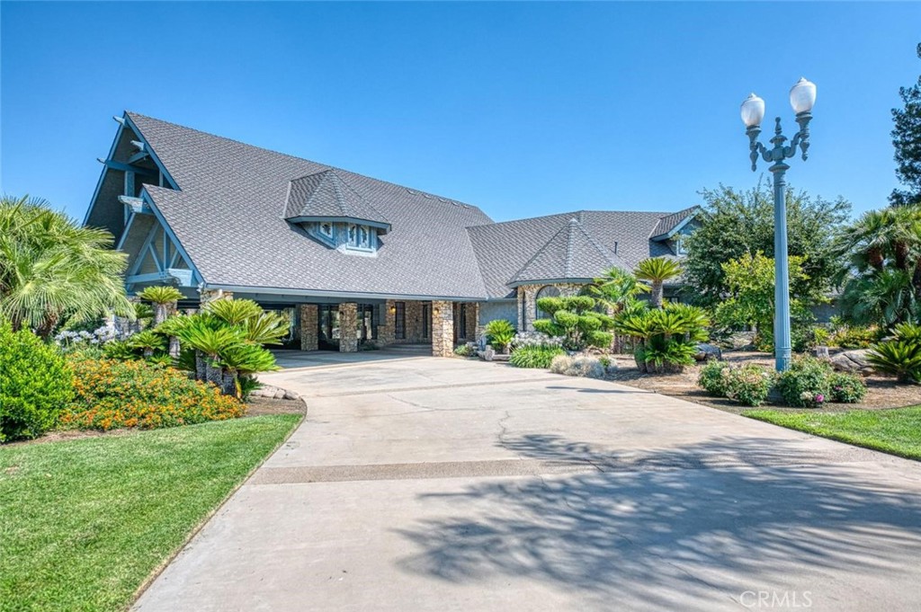 Active for sale at Fresno, CA, Fresno, CA CA and 6 baths