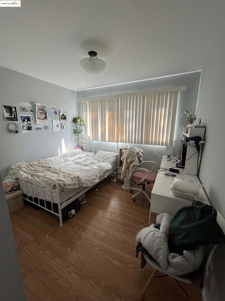 Residential Lease for rent at 2636 WARRING ST, Berkeley CA featuring 2 beds and 1 bath