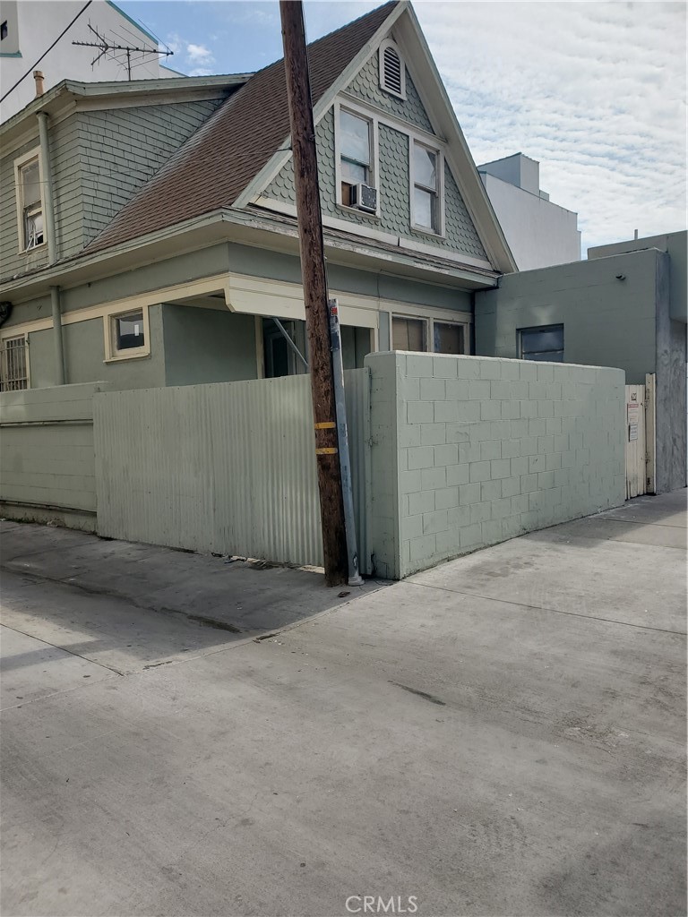 Residential Income for sale at 620 Pacific Avenue 3, Long Beach CA