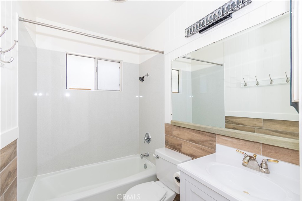 Residential Income for sale at 7116 7124 Sombrilla Ave, Atascadero CA