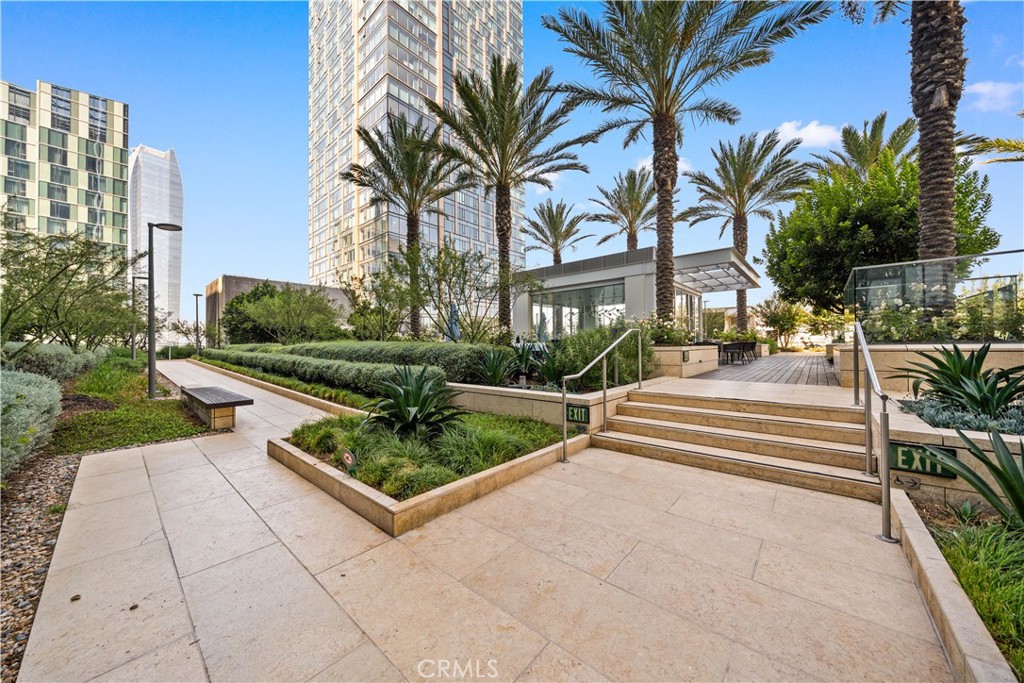 Residential for sale at 877 Francisco Street 2503, Los Angeles CA featuring 1 bed and 1 bath