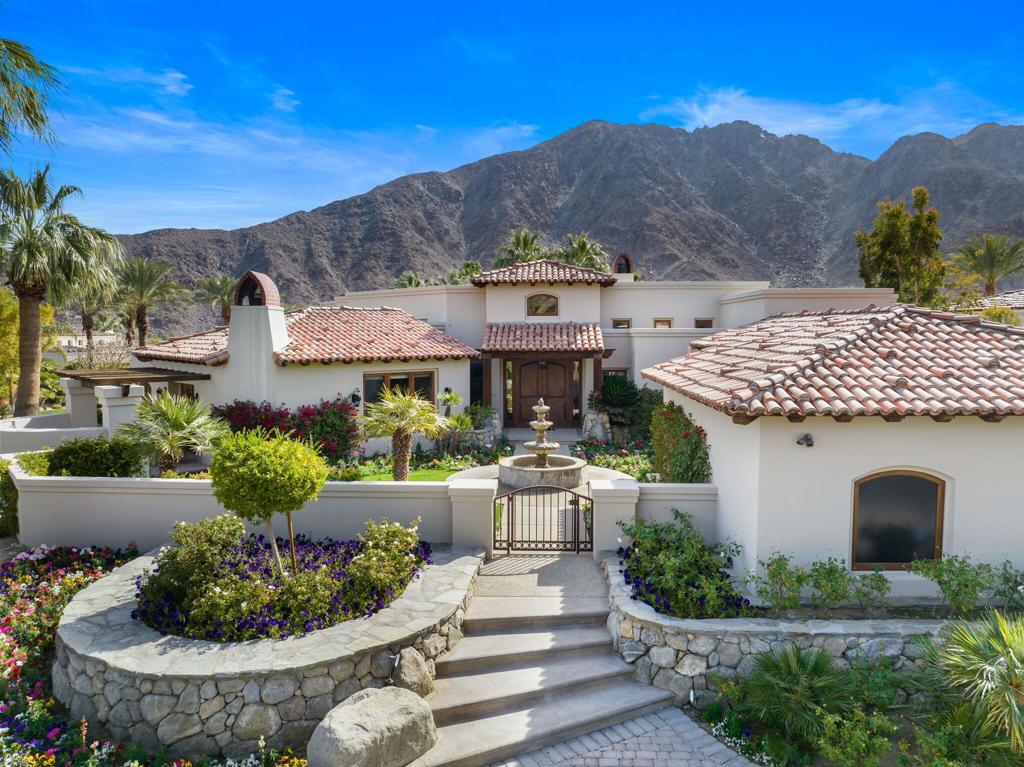 Residential Lease for rent at 53240 Del Gato Drive, La Quinta CA featuring 4 beds and 5 baths