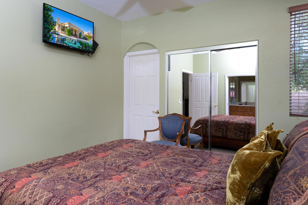 Residential Lease for rent at 67646 S Natoma Drive, Cathedral City CA featuring 2 beds and 3 baths