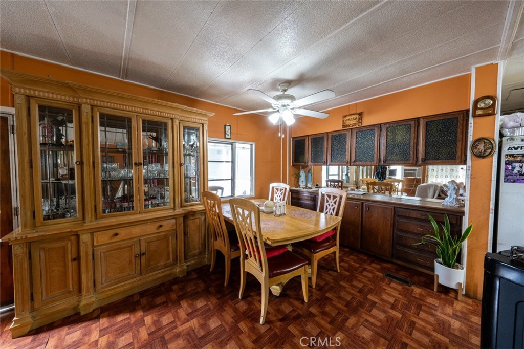 Manufactured In Park for sale at 131 S Colombo Lane, Tustin CA featuring 2 beds and 2 baths