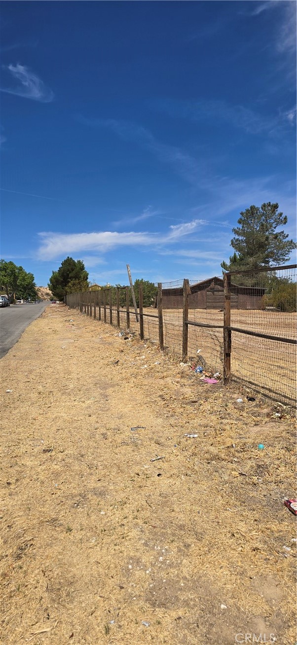 Residential Income for sale at 308 E Avenue R8, Palmdale CA