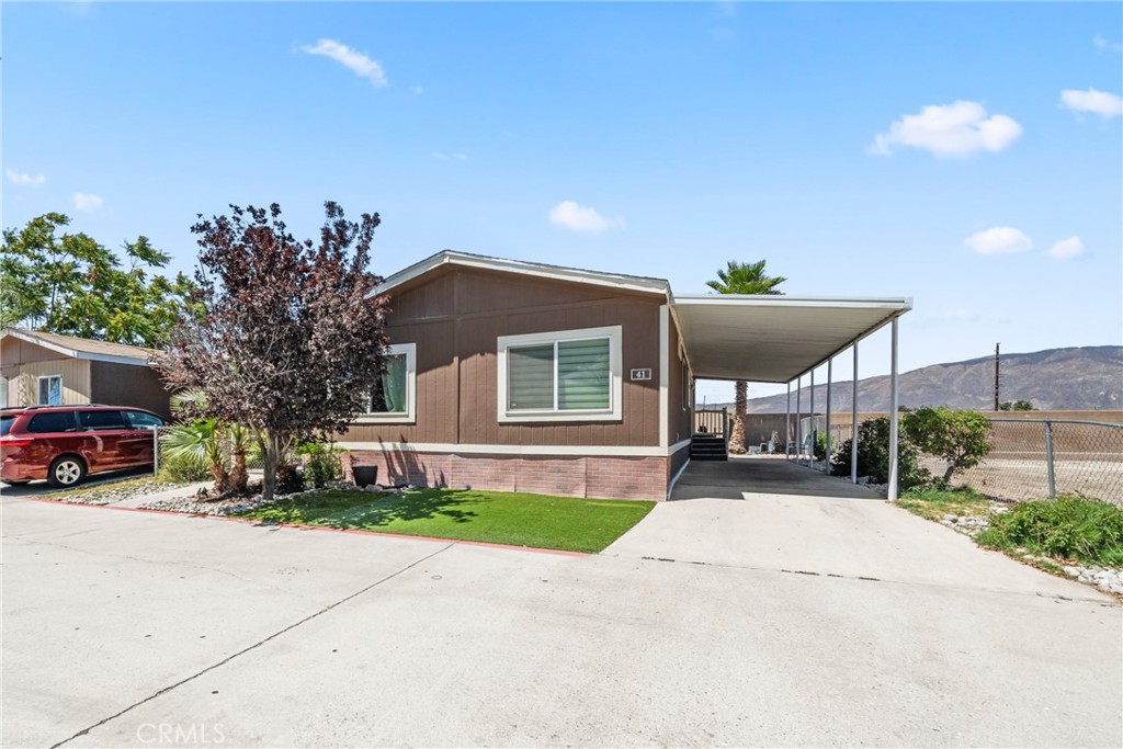Manufactured In Park for sale at 913 S Grand Avenue 41, San Jacinto CA featuring 3 beds and 2 baths