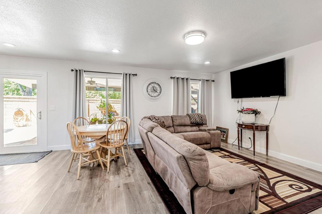 Residential for sale at 615 Heron Drive, Los Banos CA featuring 5 beds and 3 baths