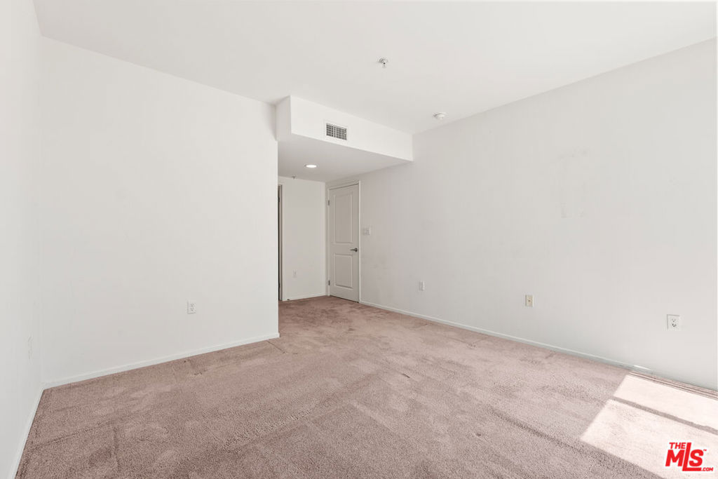 Residential for sale at 267 S San Pedro Street 211, Los Angeles CA featuring 2 beds and 2 baths