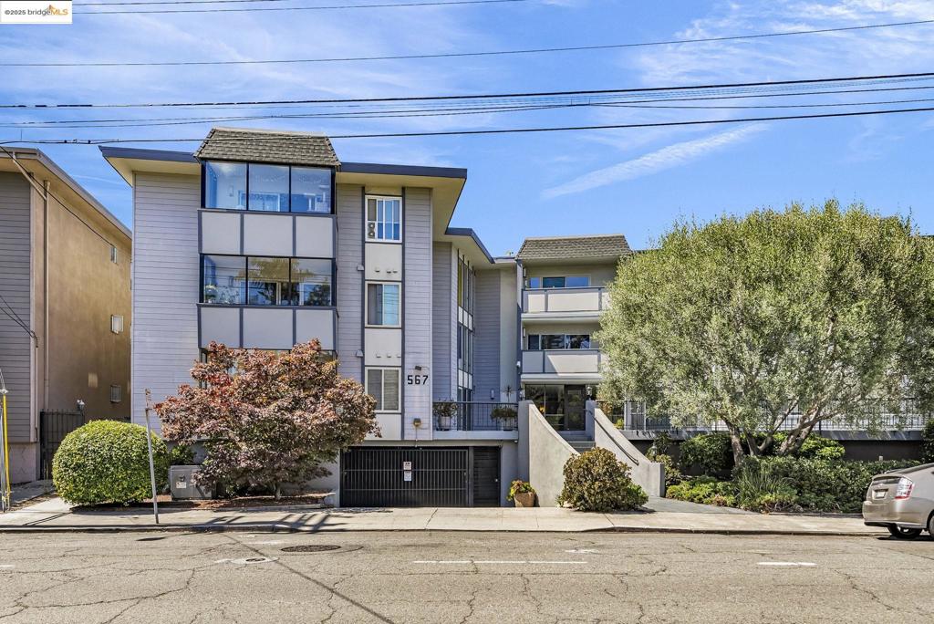 Residential for sale at 567 Oakland Ave. 101, Oakland CA featuring 2 beds and 2 baths