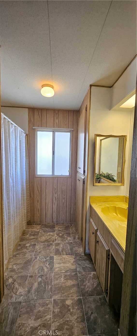 Manufactured In Park for sale at 3500 Buchanan St #128, Riverside CA featuring 2 beds and 2 baths