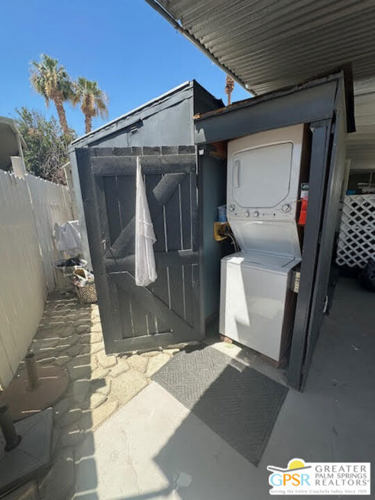 Manufactured In Park for sale at 3 McKinley Street, Cathedral City CA featuring 2 beds and 2 baths