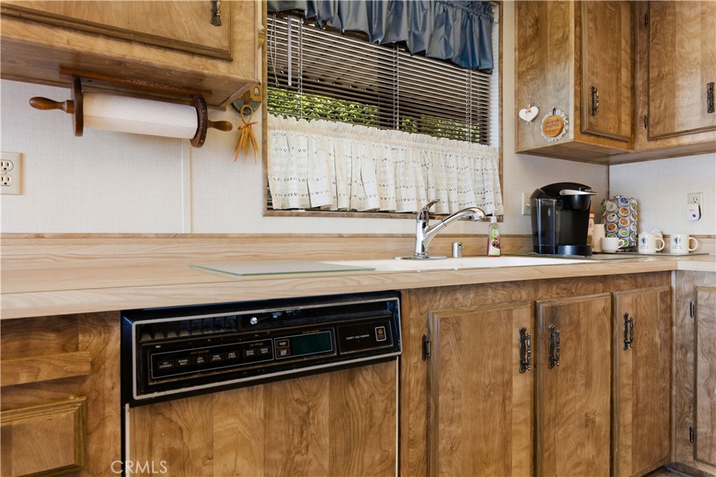 Residential for sale at 2776 Lakeshore Blvd, Lakeport CA featuring 3 beds and 2 baths