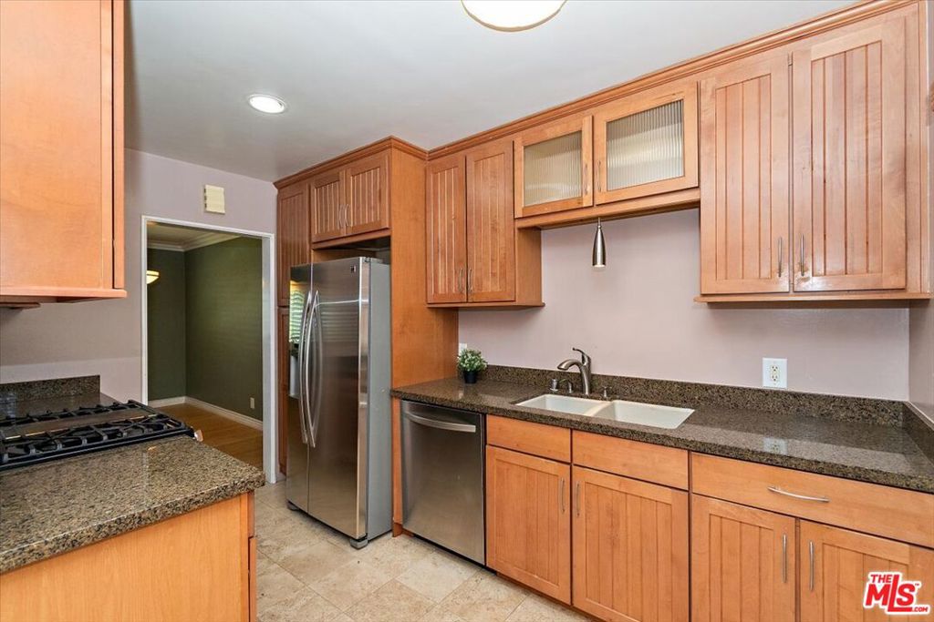 Residential for sale at 5381 1/2 Village, Los Angeles CA featuring 2 beds and 1 bath