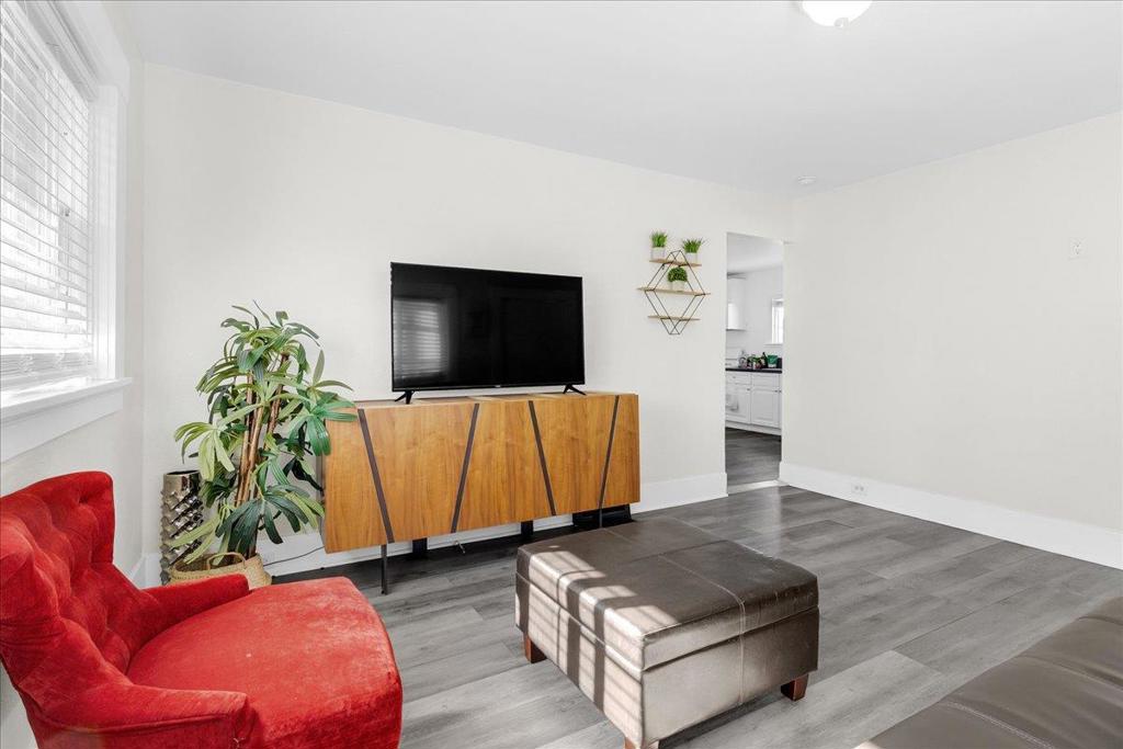Residential for sale at 323 Rutland, San Jose CA featuring 2 beds and 1 bath