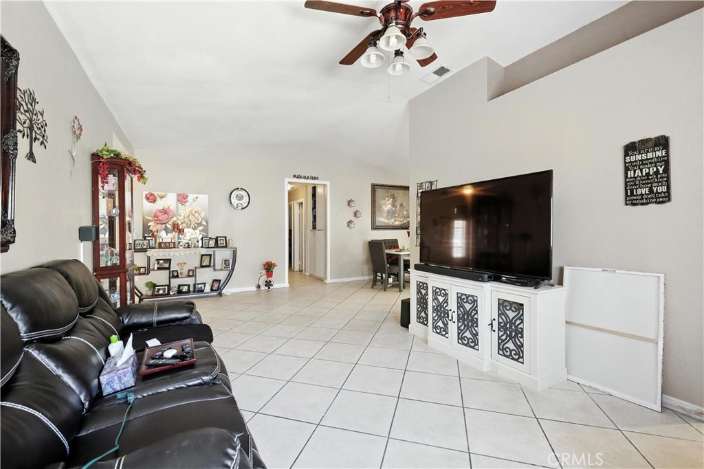 Residential for sale at 769 Harding, Hemet CA featuring 3 beds and 2 baths