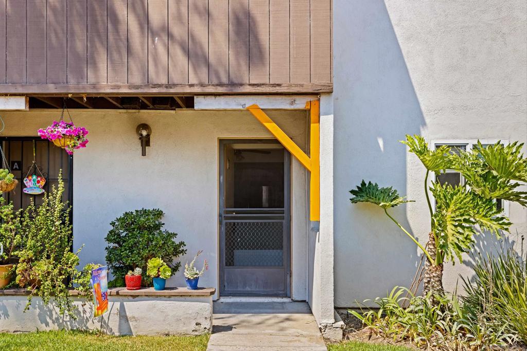 Residential for sale at 8027 Caminito De Pizza B, San Diego CA and 1 bath