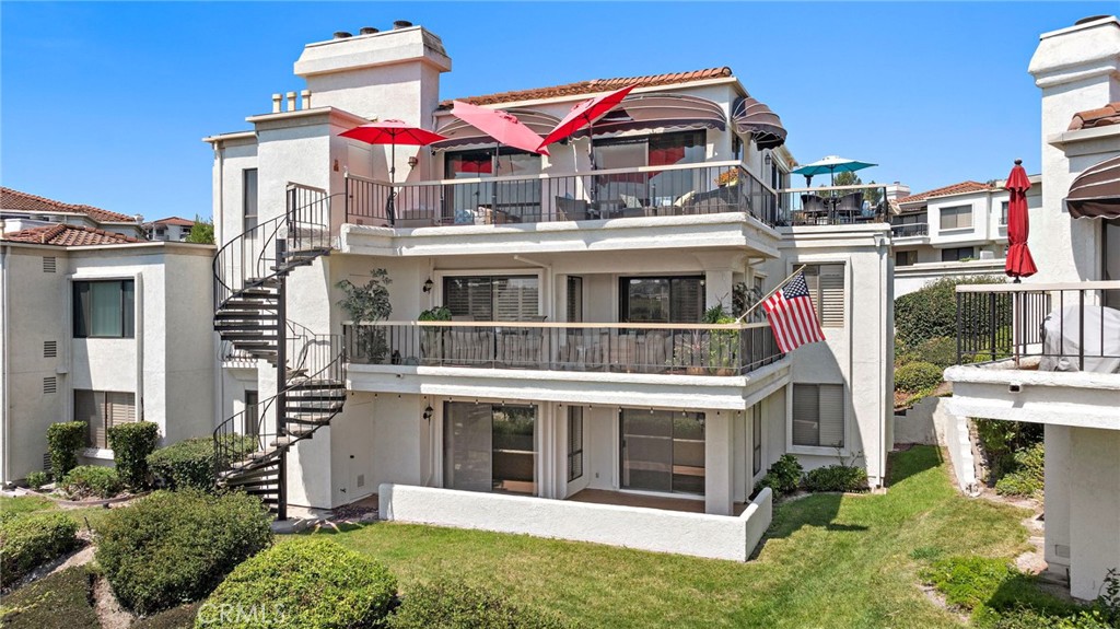 Residential for sale at 22422 Porreras 7, Mission Viejo CA featuring 2 beds and 2 baths