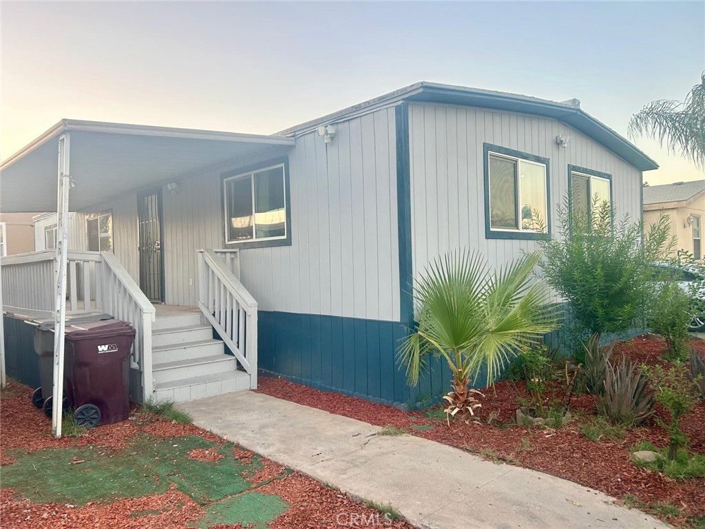 Manufactured In Park for sale at 25350 Santiago Drive 96, Moreno Valley CA featuring 2 beds and 2 baths