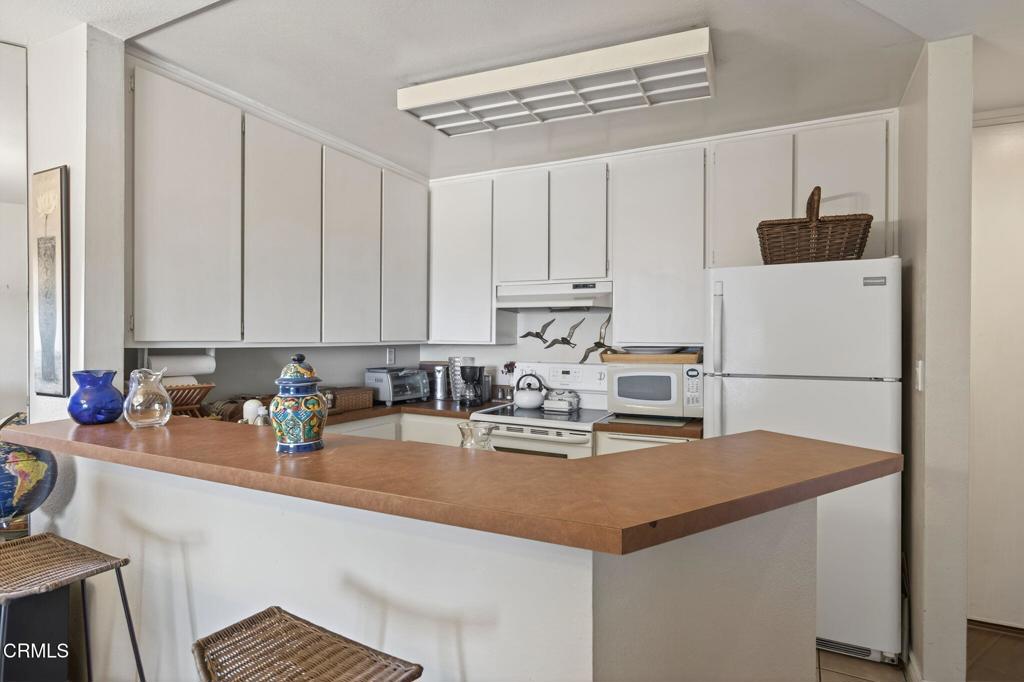 Residential for sale at 2901 Peninsula Road 333, Oxnard CA featuring 1 bed and 1 bath