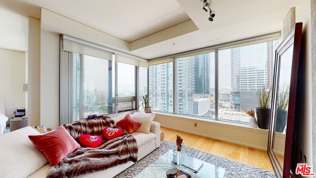 Residential for sale at 1155 S Grand Avenue 1106, Los Angeles CA featuring 1 bed and 1 bath