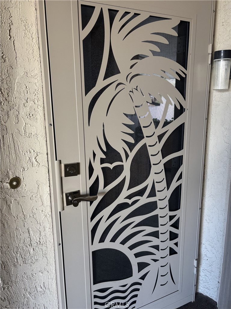 Residential for sale at 4667 Ocean Boulevard 106, San Diego CA featuring 1 bed and 1 bath