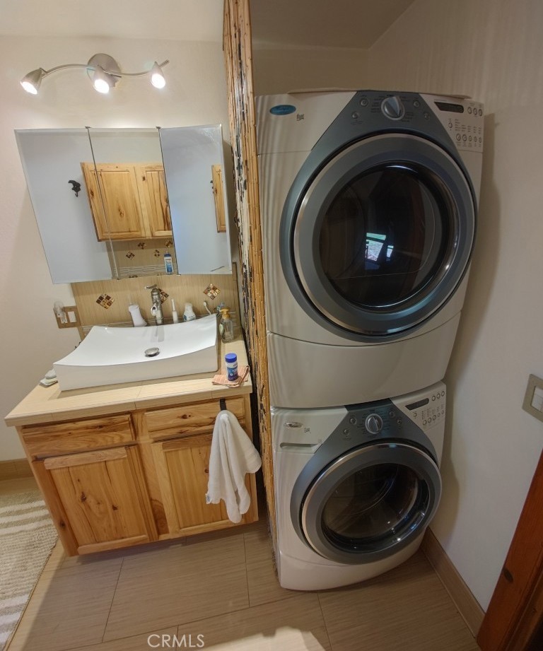 Residential for sale at 13892 Davos Drive, Truckee CA featuring 3 beds and 2 baths