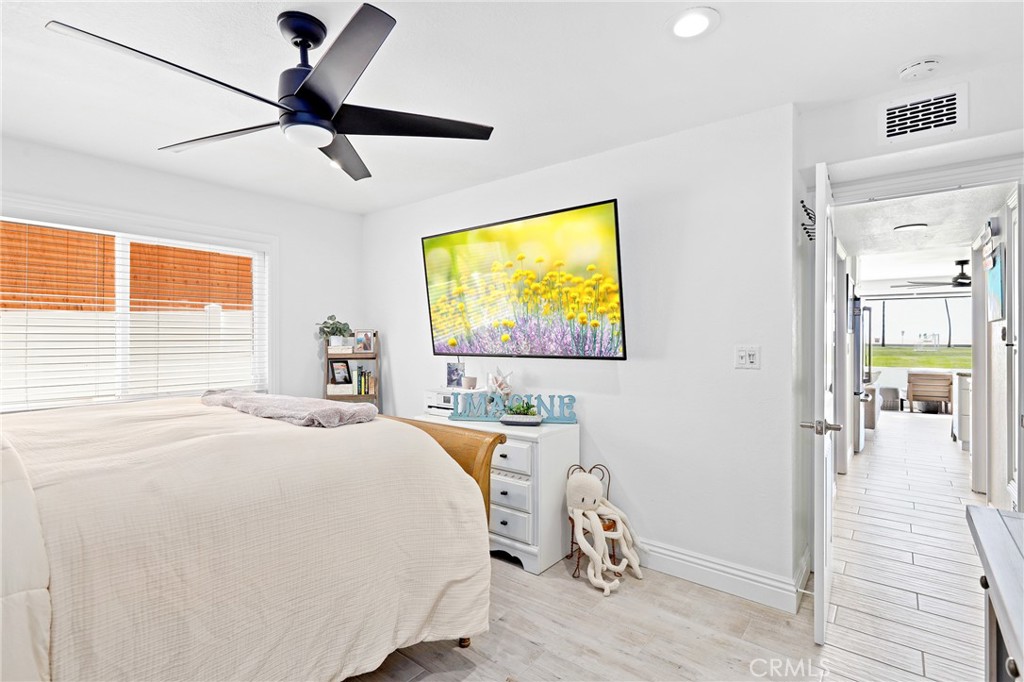 Residential for sale at 916 E Oceanfront, Newport Beach CA featuring 5 beds and 4 baths