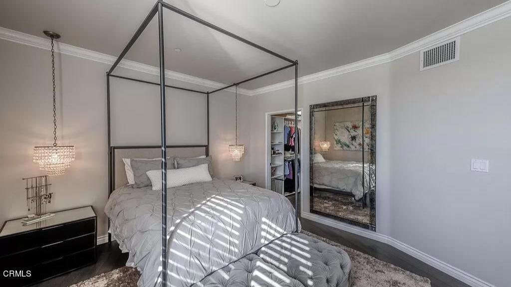 Residential Lease for rent at 4346 Tradewinds Drive, Oxnard CA featuring 2 beds and 3 baths