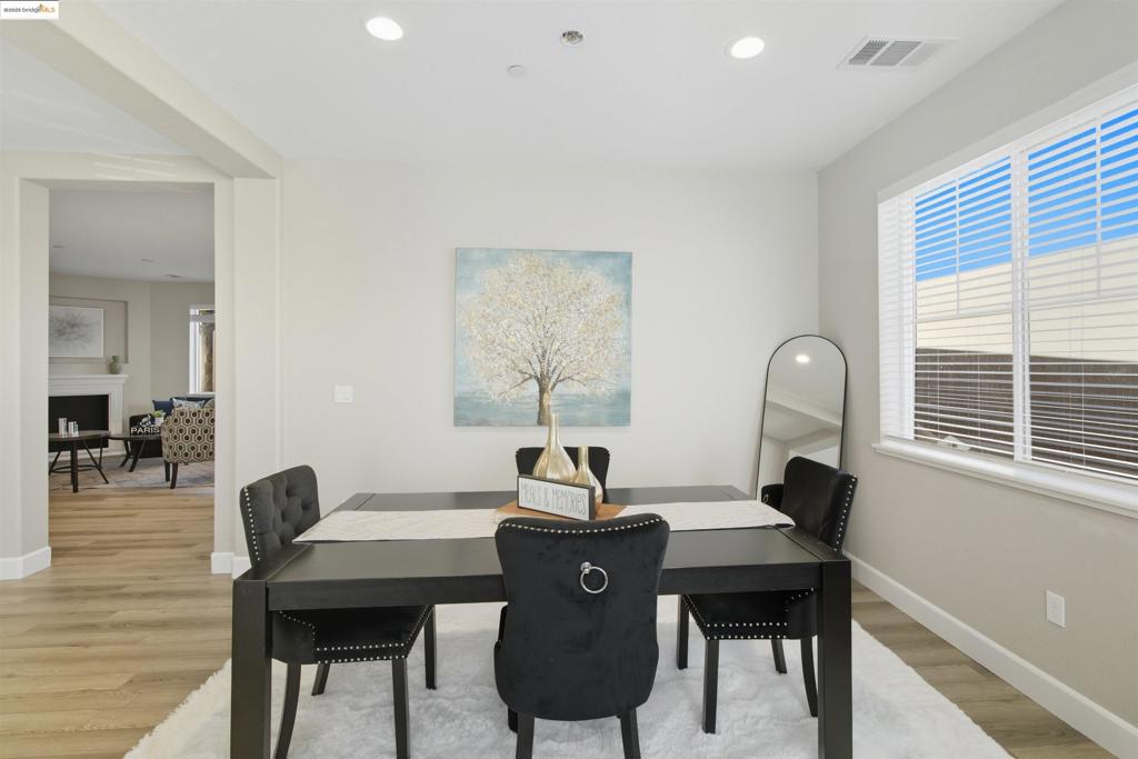 Residential for sale at 536 Aster St, Vacaville CA featuring 5 beds and 3 baths