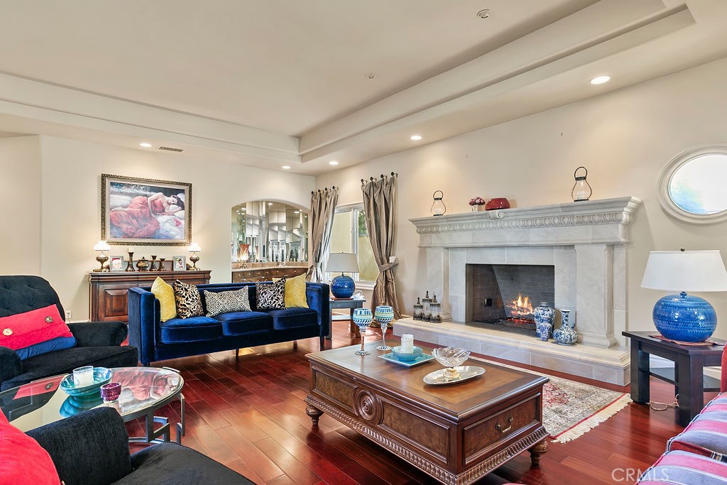 Residential for sale at 5 Ebony Glade, Laguna Niguel CA featuring 4 beds and 5 baths