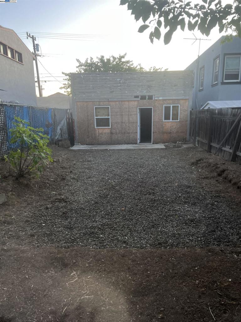 Residential for sale at 128 TUOLUMNE ST, Vallejo CA featuring 2 beds and 1 bath