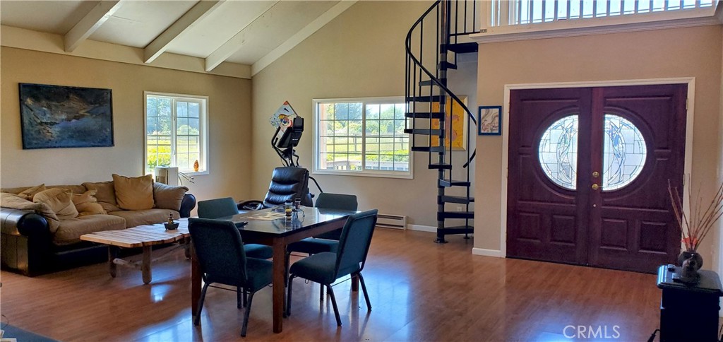 Residential Lease for rent at , Arcata, Humboldt County CA featuring 2 beds and 1 bath